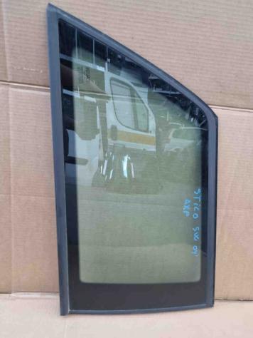 VETRO FISSO POSTERIORE DX FIAT Stilo S. Wagon (0110)