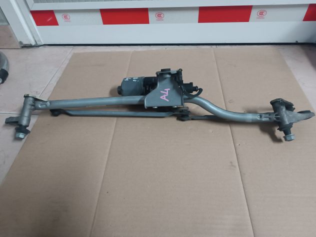 Motorino tergicristallo anteriore Audi A4 (B7) 04>08< - Foto 4