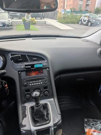 PEUGEOT 5008 BlueHDi 120 S&S Business rif. 23757393 - Foto 5