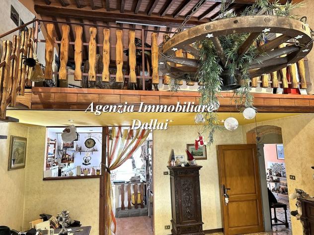 Appartamento con terrazzo, garage e cantina - Foto 7