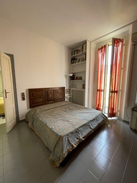 PORTA VENEZIA: BILOCALE mq. 50 € 1100 compreso spese - Foto 4