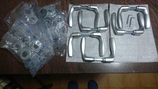 MANIGLIE PORTE INTERNE - Foto 3