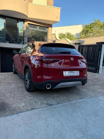Alfa Romeo Stelvio 2.2 Turbodiesel 180 CV AT8 Q4 Business - Foto 9