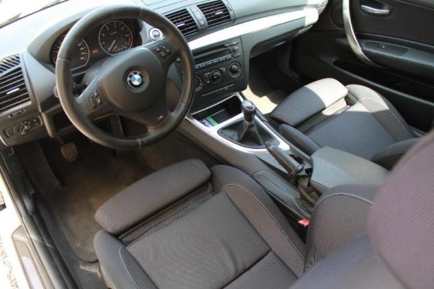 BMW Serie 1 116i cat 3 porte Futura - Foto 9