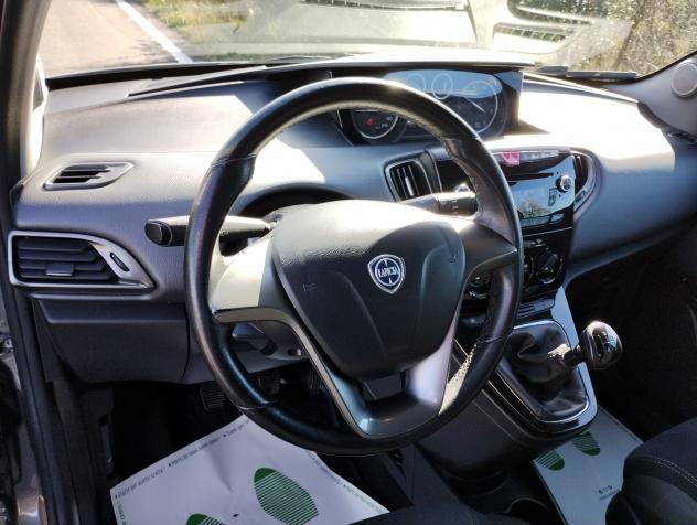 Lancia Ypsilon 1.3 MJT 16V 95 CV 5 porte S&S Platinum - Foto 10