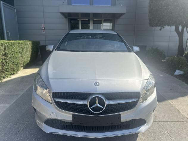 Mercedes-Benz Classe A A 220 d Business 177cv auto *17'', HARMAN KARDON, PROMO AZZURRA* - Foto 2