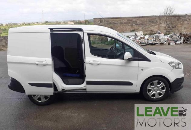Ford Tourneo Courier 1.5 TDCI 75 CV (M1477) - Foto 7