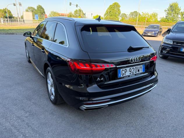 Audi A4 Avant 35 TDI 2.0 163 CV S tronic Business Advanced - Foto 3