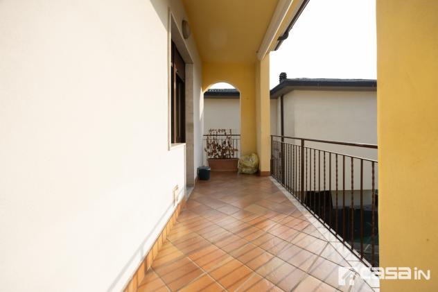 A pochi passi ampia soluzione indipendente composta da 2 appartamenti, deposito, 2 box, cantina e giardino di 800 mq
PIANO TERRA : appartamento di 4 v - Foto 19