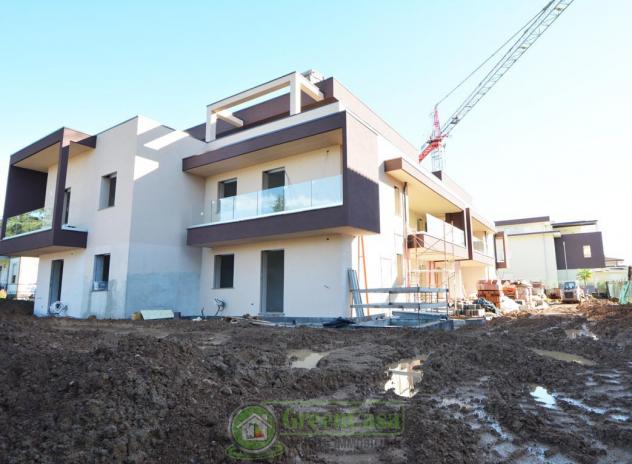 APPARTAMENTO di 3 vani e di 128 mq (CAVENAGO DI BRIANZA) rif. NUOVO 3 L 310 GIARDINO - Foto 2