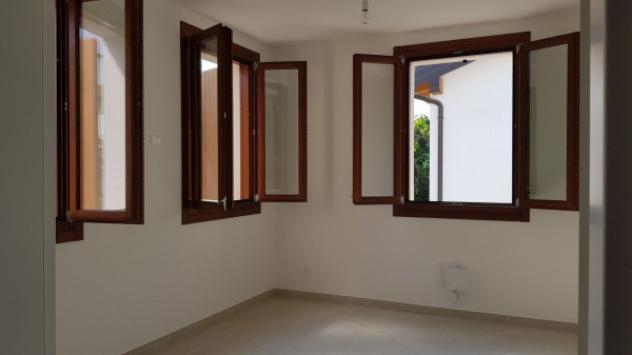 Casa indipendente di 235 m² con 5 locali e box auto in vendita a Novi di Modena - Foto 12