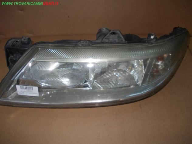 PROIETTORE S. NO XENON RENAULT LAGUNA (B74/K74)  Parti elettriche  Fanaleria  Proiettori  Proiettore ant. RENAULT - LAGUNA - 01-03-2001 - 01-02-2005