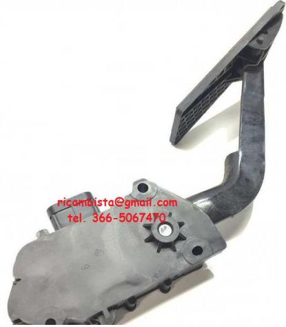 04861650AB Chrysler Voyager pedale acceleratore