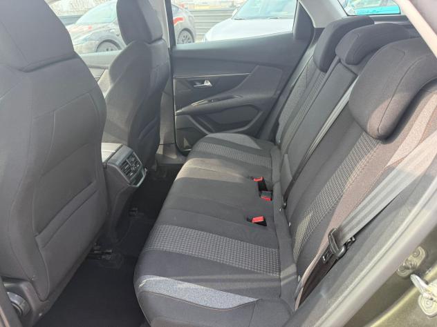 Peugeot 3008 BlueHDI 130 EAT8 S&S Active - Foto 10