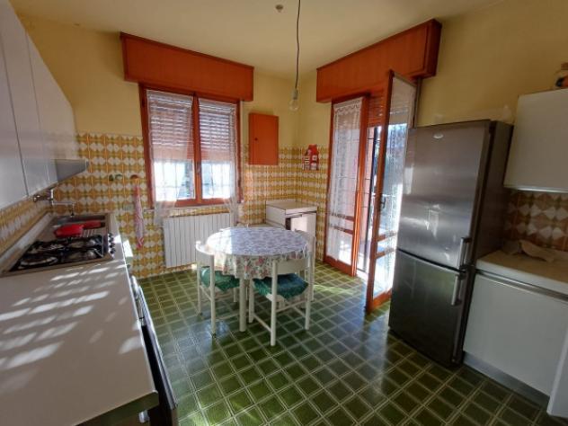 Villa di 450 m² con 4 locali e box auto doppio in vendita a Carpi - Foto 8