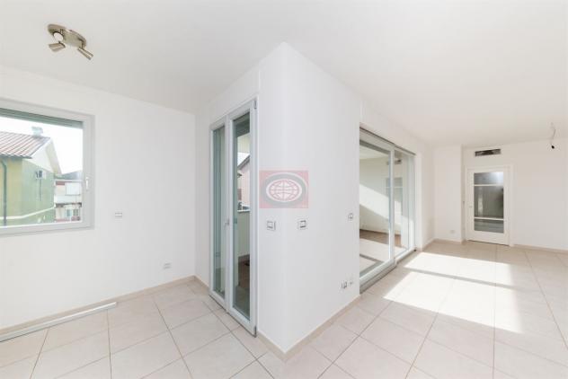 Vendita di un appartamento in classe energetica "A+" a Cesena, con tre camere da letto, due bagni, ampia zona giorno, ampi terrazzi, garage e posto au - Foto 9