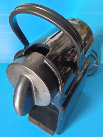 Macchina caffè Nespresso Delonghi EN-80B nera, per ricambi