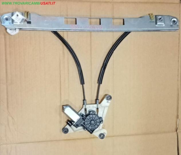 ALZACRISTALLO ELETTR. PORTA ANT. D. 2 PIN  Carrozzeria  Lamierati esterni  Porte  Alzacristallo por NISSAN - NV400 - 01-10-2011 -