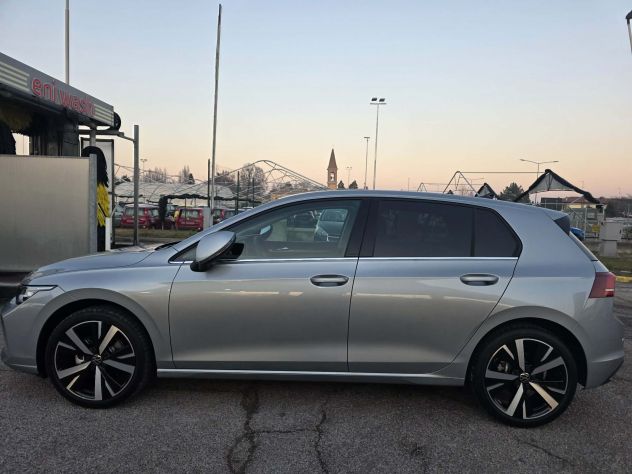 VW GOLF 8 eTSI Style 150cv - Foto 4
