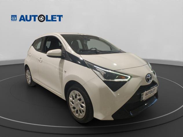 Toyota Aygo Connect 1.0 VVT-i 72 CV 5 porte x-play - Foto 3