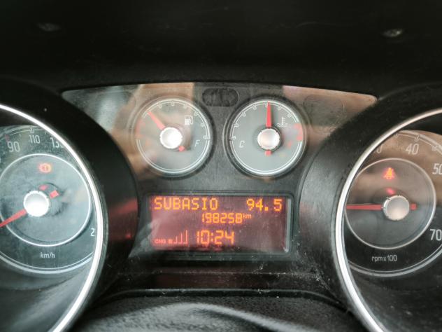 Fiat Punto Evo 1.4 5 porte Dynamic Natural Power - Foto 9