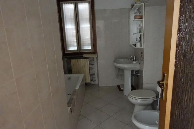 Bellano centro storico trilocale vicino al lago - Foto 6