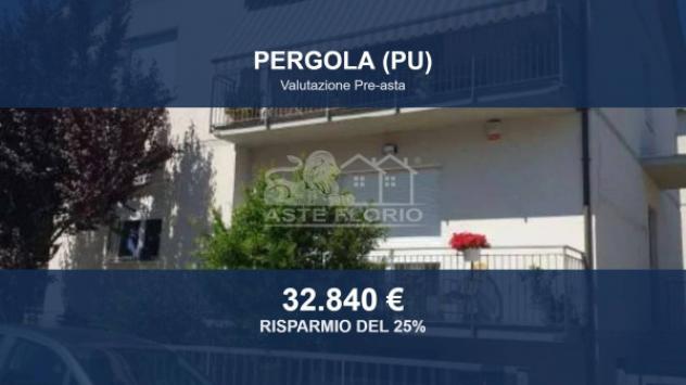 Immobile in asta di 128 m², box auto in vendita a Pergola