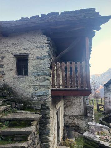 V000569 - CASA RUSTICA CON TERRENO - EDIFICIO 3 di 3 - Foto 7
