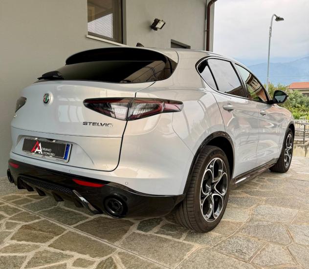 Alfa Romeo Stelvio 2.2 t Veloce Q4 210cv auto - Foto 4