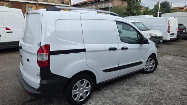FORD Transit Courier 1.0 EcoBoost 100CV Van Trend rif. 23663967 - Foto 4