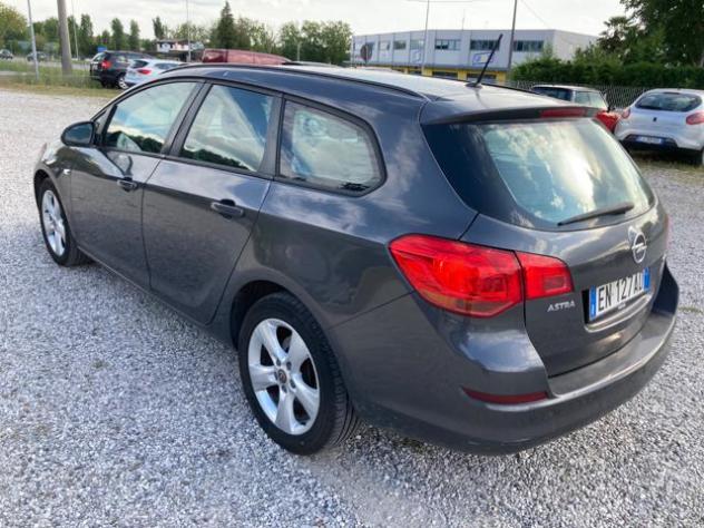 OPEL Astra 1.7 CDTI 110CV Sports Tourer Cosmo rif. 24013962 - Foto 6