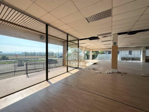 Immobile di 1600 m² con 3 locali in affitto a Tortona - Foto 9
