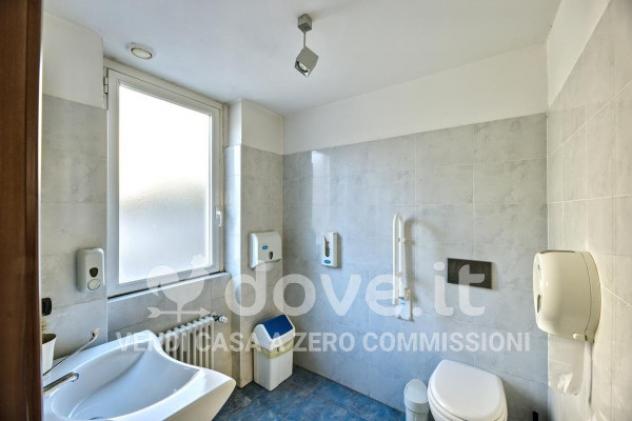 Casa indipendente di 200 m² con 3 locali e box auto in vendita a Sumirago - Foto 16