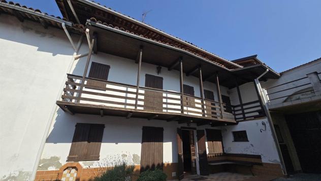 Vendita Casa semi indipendente da 140 mq in Via Quintino Sella con giardino - Foto 2