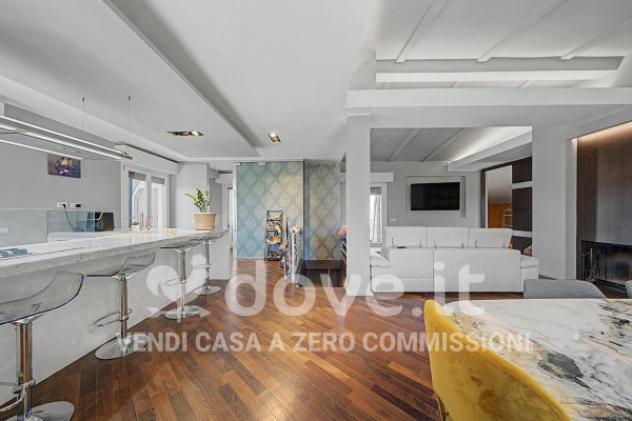 Attico / Mansarda di 182 m² con 3 locali in vendita a Trezzano sul Naviglio - Foto 6
