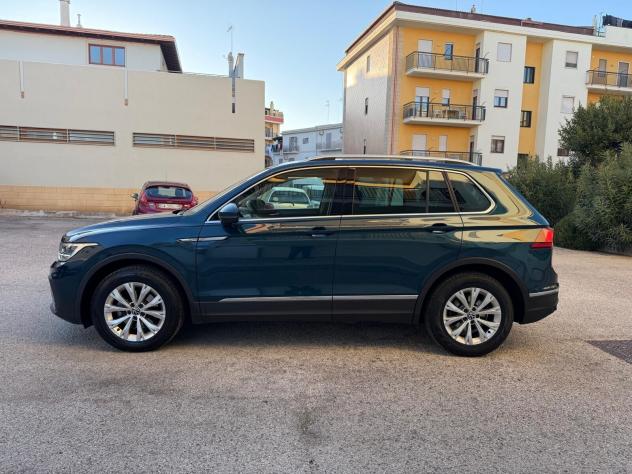 Volkswagen Tiguan 2.0 TDI 150 CV SCR DSG Life - Foto 8