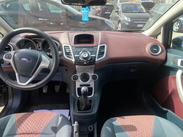 Ford Fiesta 1.4 TDCi 70CV 5 porte Titanium - Foto 8