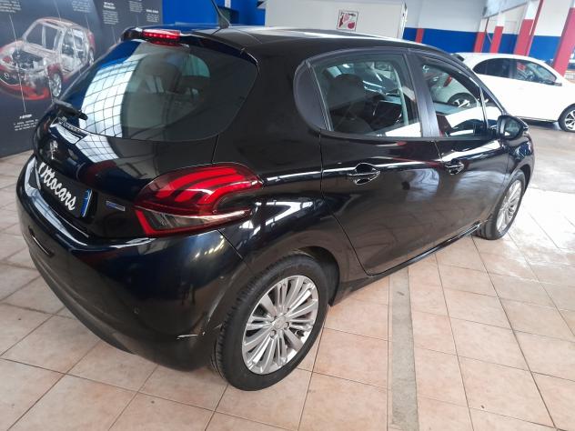 Peugeot 208 PureTech 82 5 porte Allure - Foto 4