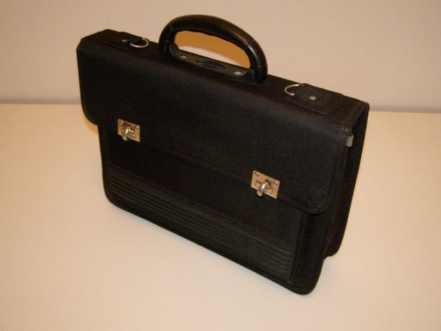 Cartella con tracolla in Nylon e PVC stampato - Foto 4