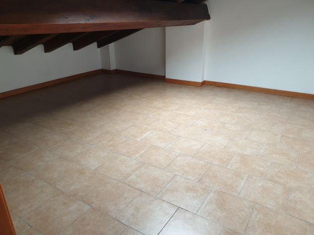 PORZIONE DI CASA RISTRUTTURATA - Foto 9