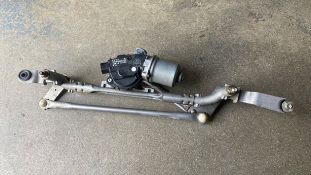 Motorino tergicristallo anteriore Suzuki Celerio del 2016 (38110-84M01)