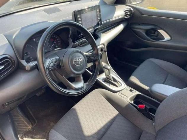Toyota Yaris 1.5 hybrid Business - Foto 8