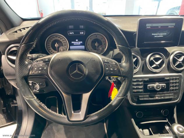 MERCEDES-BENZ A 160 CDI Dark Night Edition - Foto 10