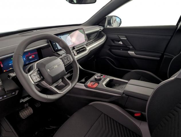 Jeep Compass E-Hybrid 1.2 Turbo MHEV 106kW First Edition DCT - Foto 10
