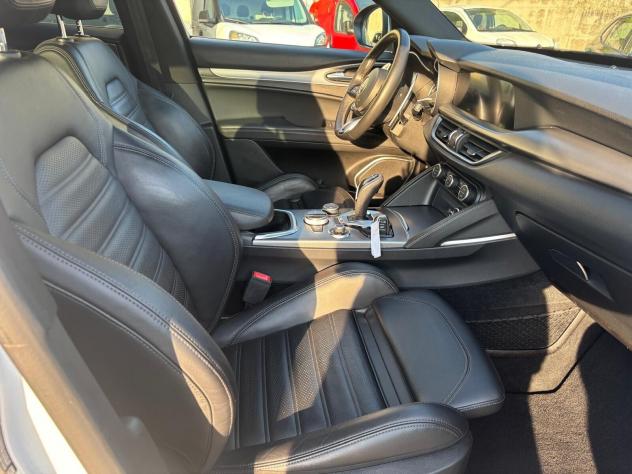 Alfa Romeo Stelvio 2.2 Tb 210 CV AT8 Q4 Veloce - 2021 - Foto 7