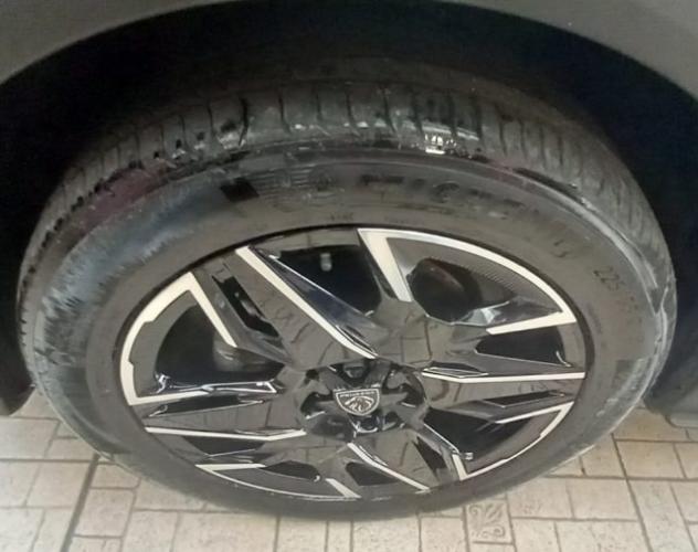 PEUGEOT 3008 Hybrid 145 e-DCS6 GT rif. 23709436 - Foto 5