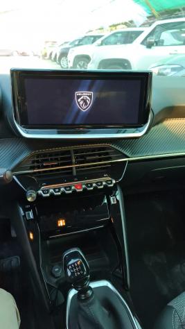 Peugeot 208 1.2 PureTech 100 Allure 2025 USATO - Foto 4