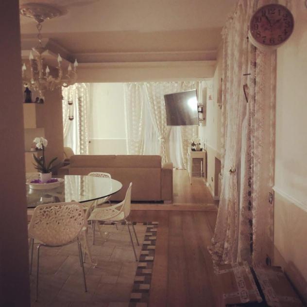 APPARTAMENTO di 5 vani e di 250 mq (SOMMA VESUVIANA) rif. D17 - Foto 12