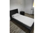 Stanza singola con cucina e bagno in comune