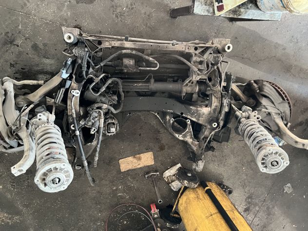 Avantreno completo BMW 730D anno 2010